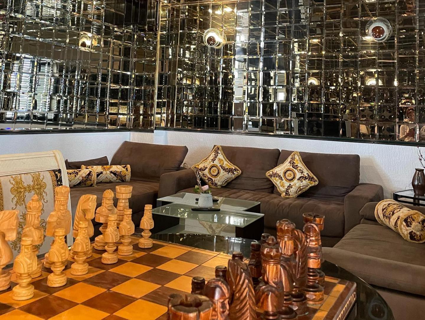 Hotel Marco Polo سلاتين المظهر الخارجي الصورة